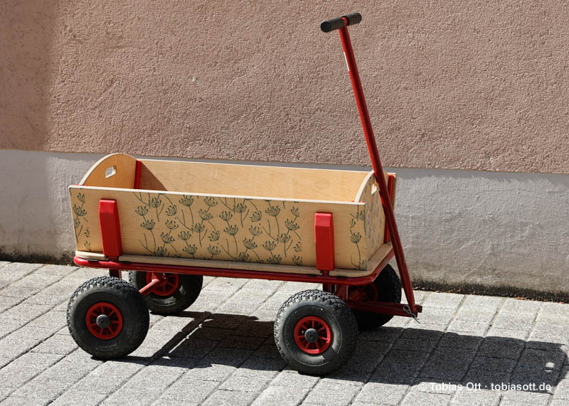 Bollerwagen mit Gummireifen ausleihen