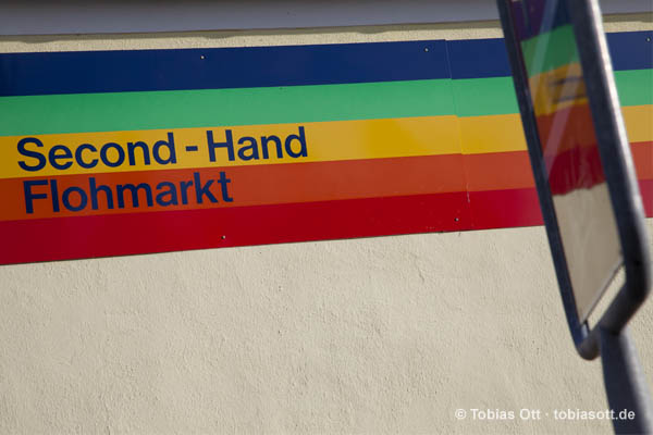 Bunter Flohmarkt - Second Hand